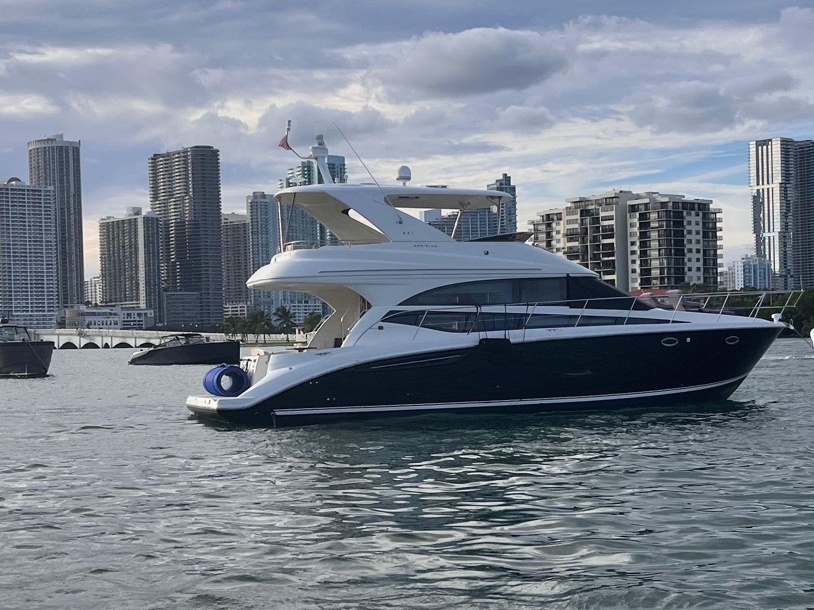 2013 Meridian 441 Sedan