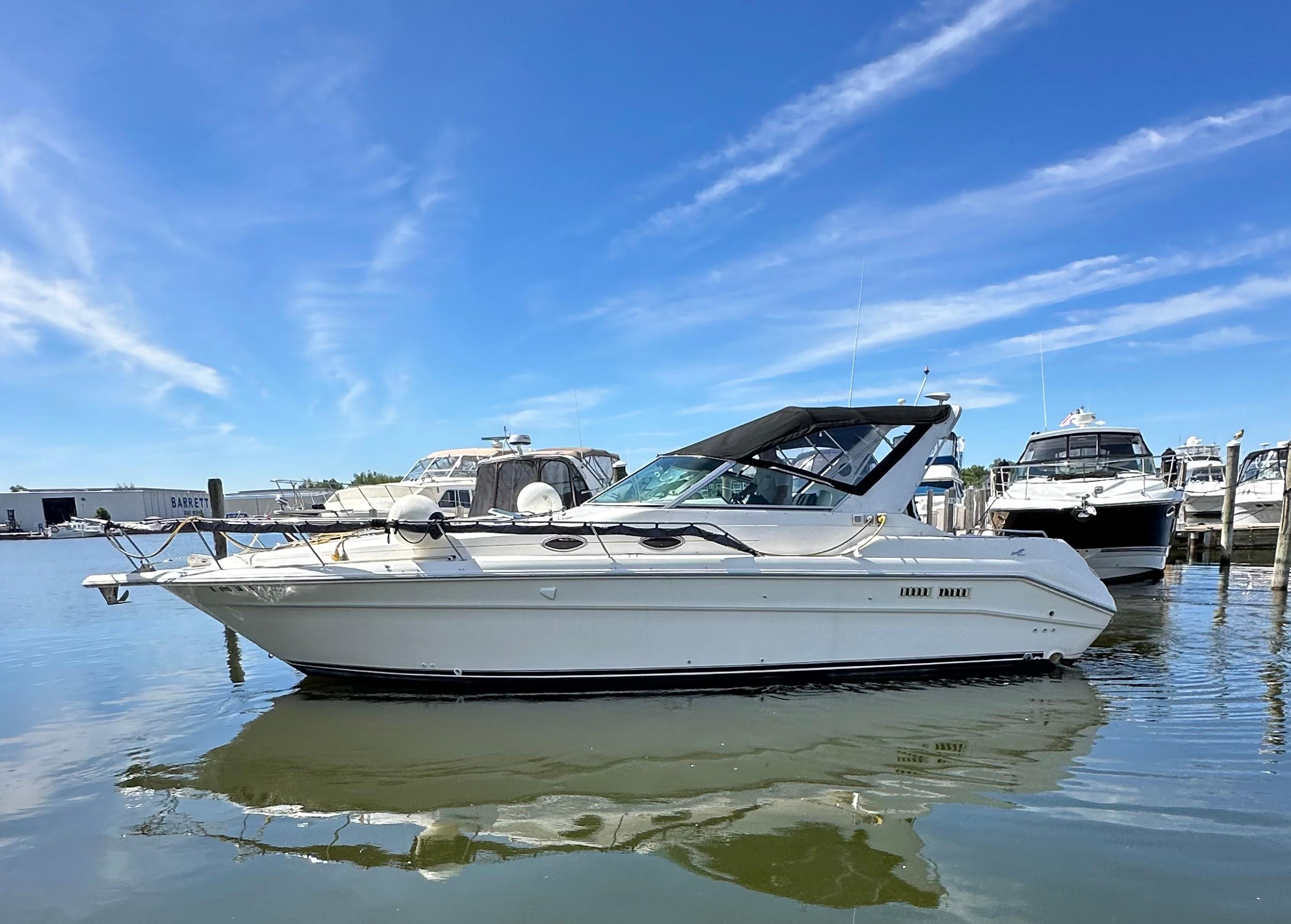 1995 Sea Ray 330 Express Cruiser