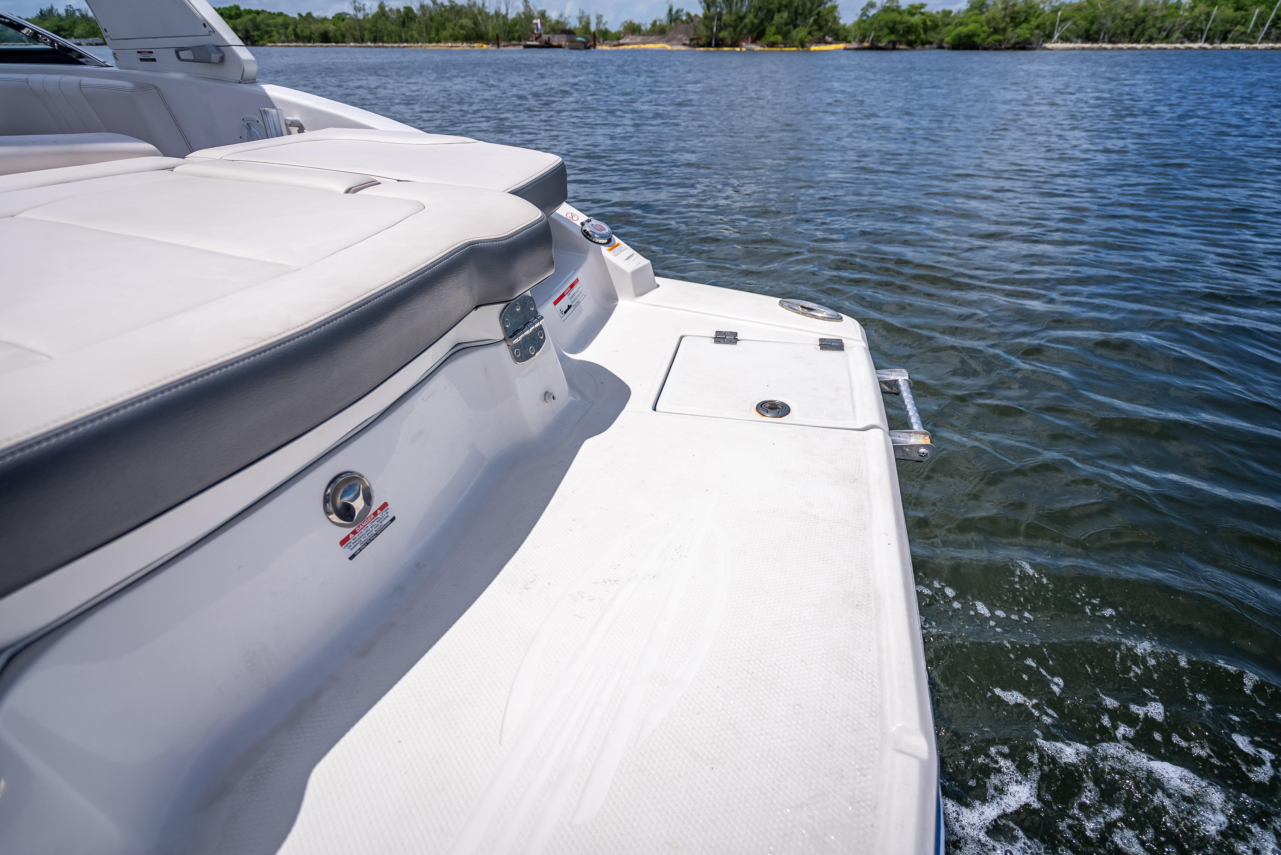2017 Chaparral 227 SSX - 64