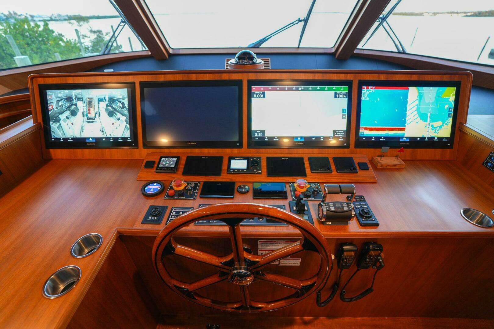 2025 Marlow Explorer 70E-CB - Image 40