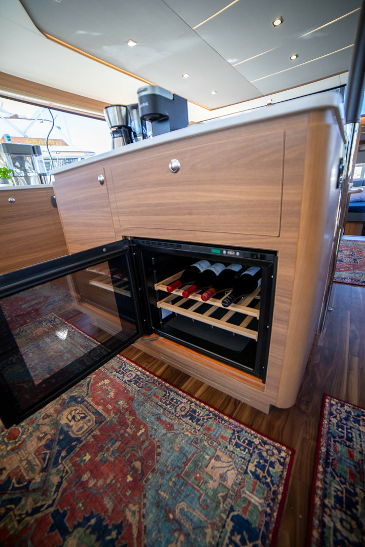 2024 Aquila 54 Yacht - Image 37