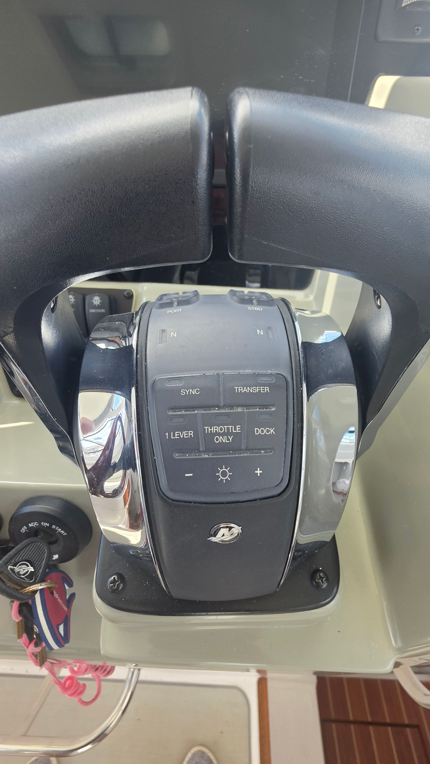 2021 ArrowCat 320 Coupe - 8