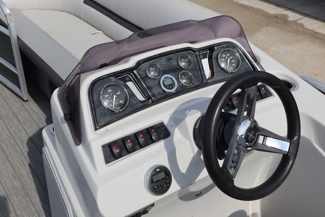2019 Godfrey 2086 C - 10