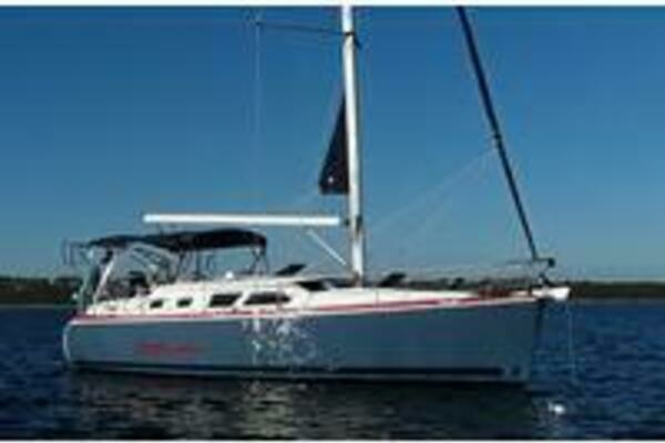 2008 Hunter H41 Deck Salon