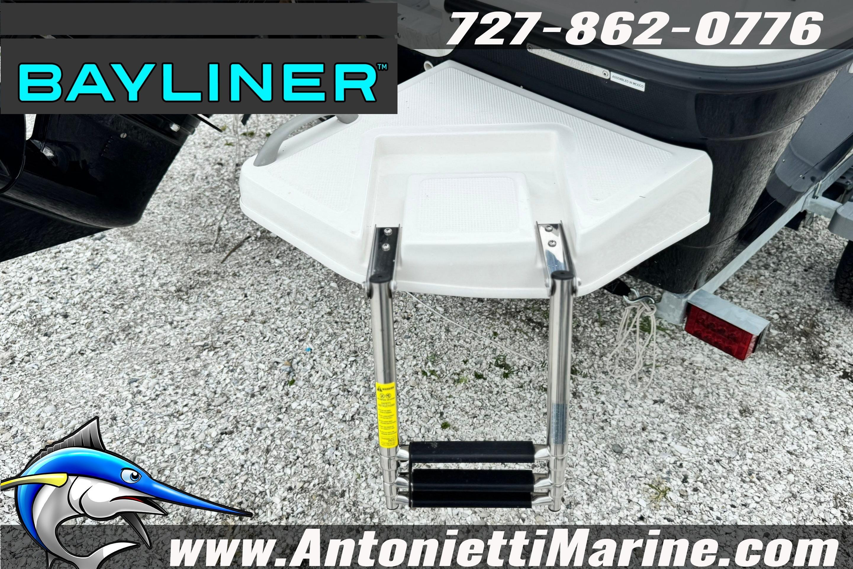Bayliner Element E16 2026 boat with swim ladder, displayed at Antonietti Marine.
