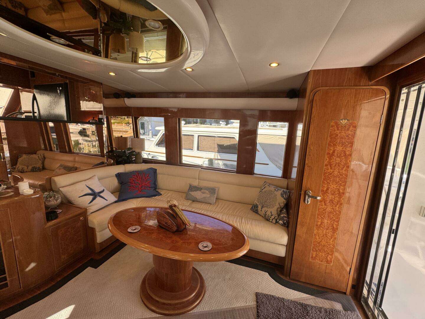 2004 Altima 55 Pilothouse - Image 23