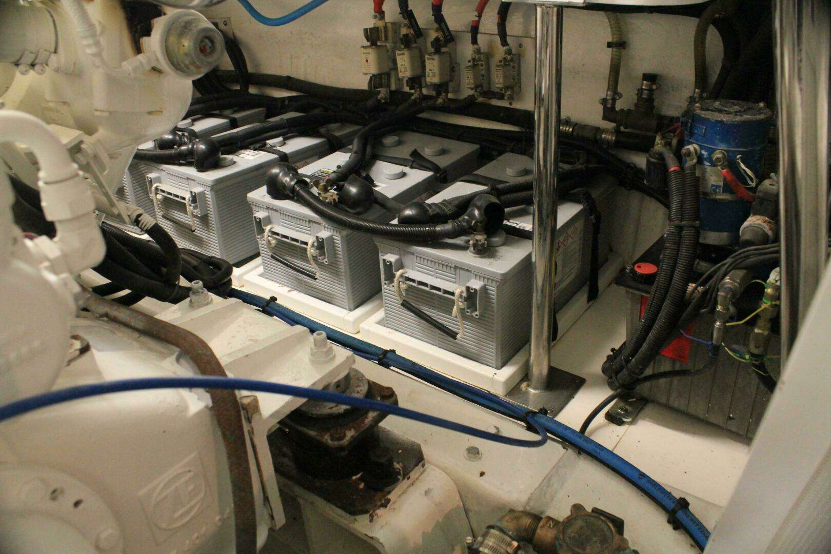 2004 Horizon P70 - Image 48