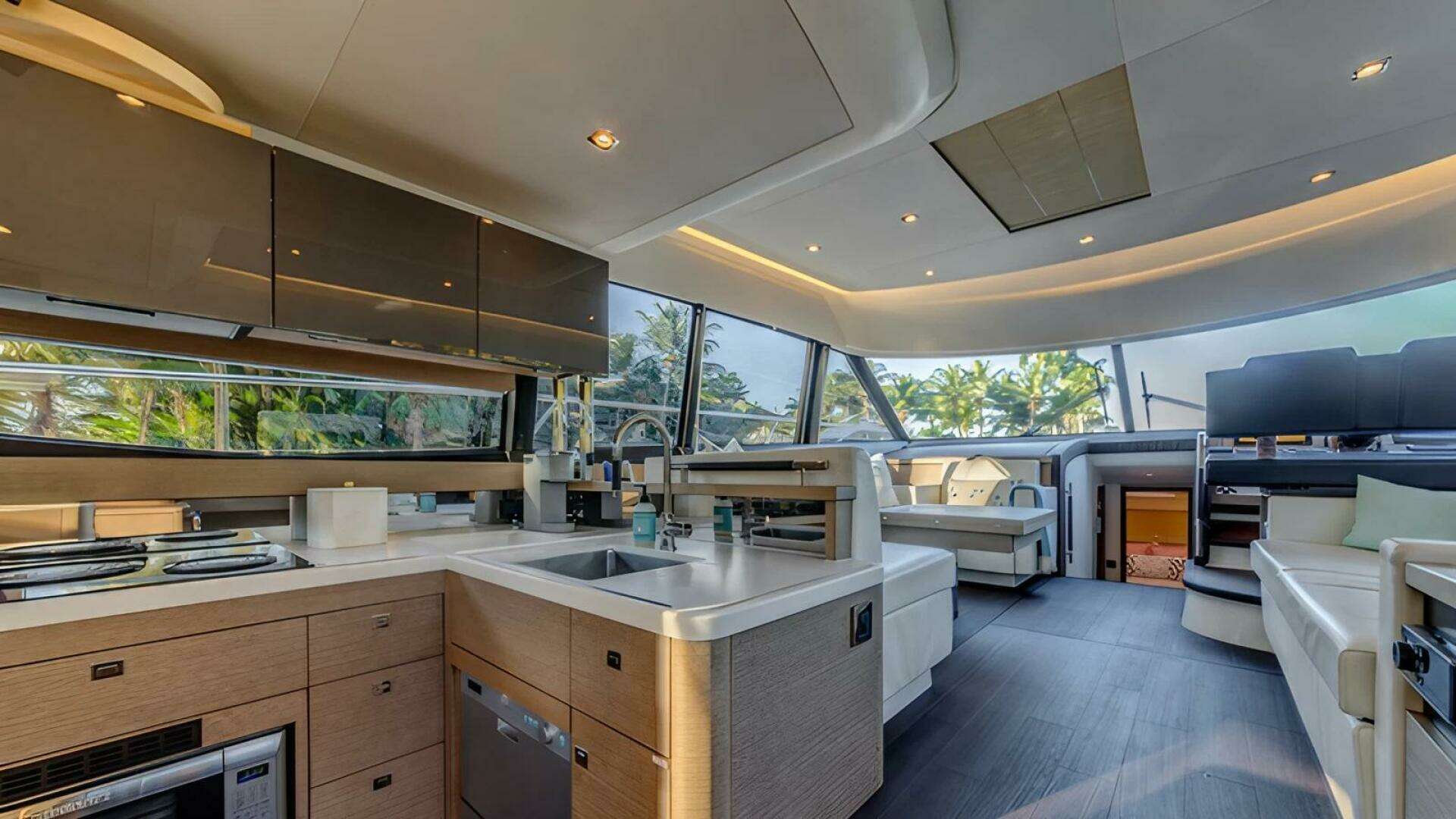 2018 Prestige — - Image 7