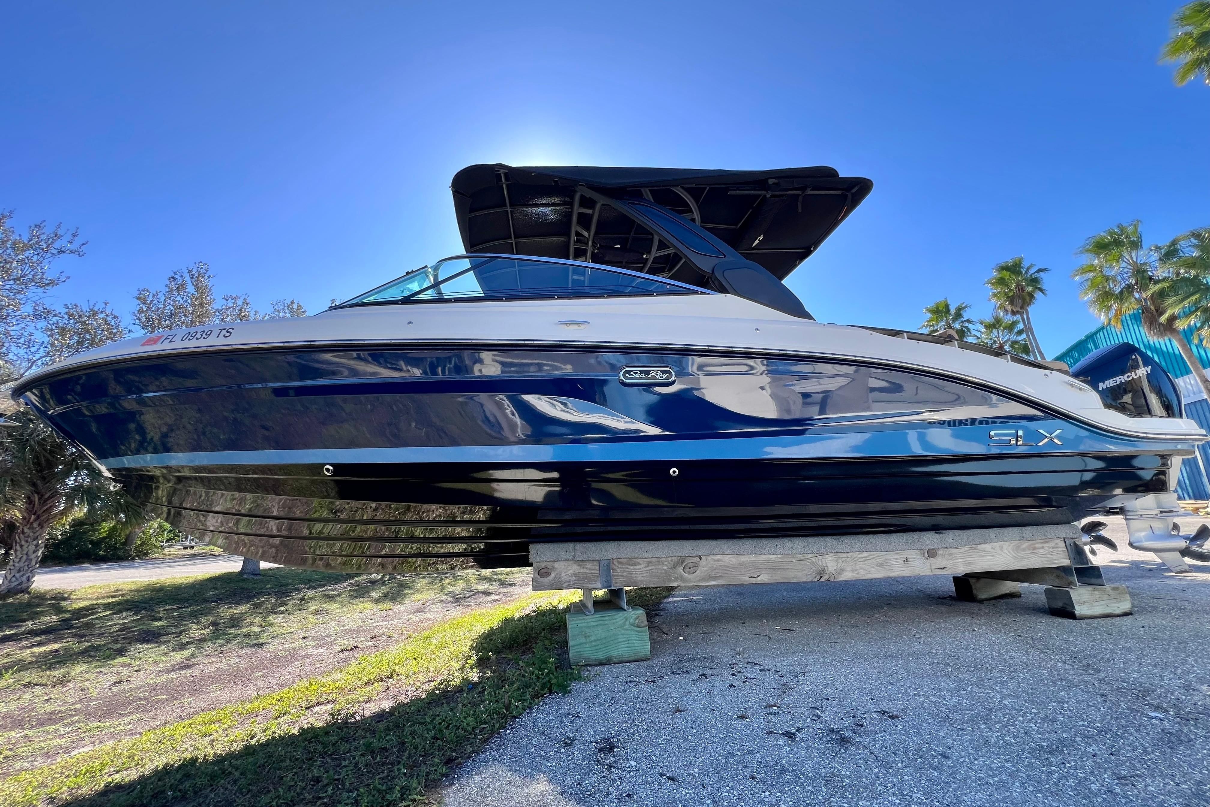 2023 Sea Ray SLX 280 - 19