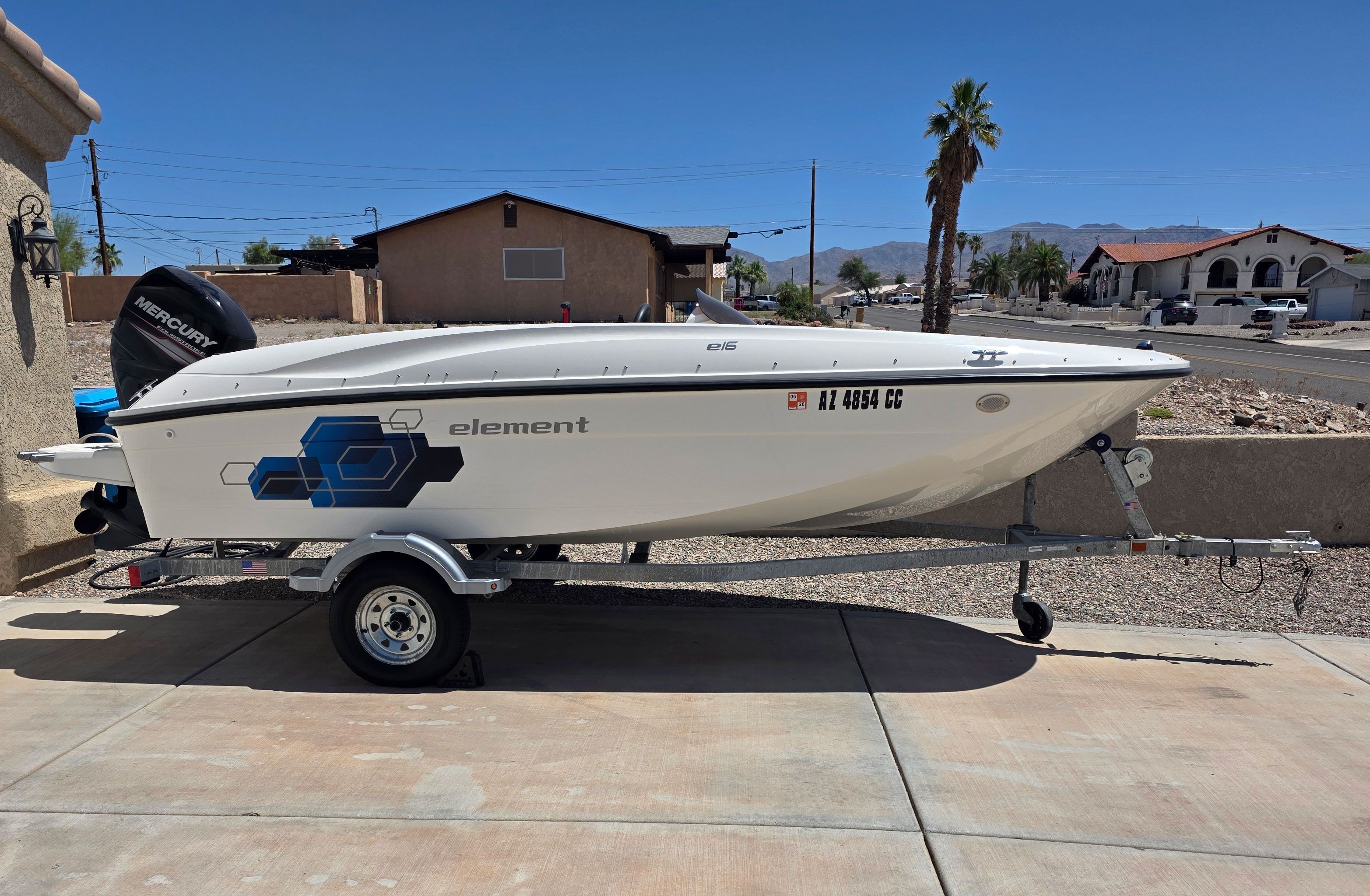 2019 Bayliner Element E16