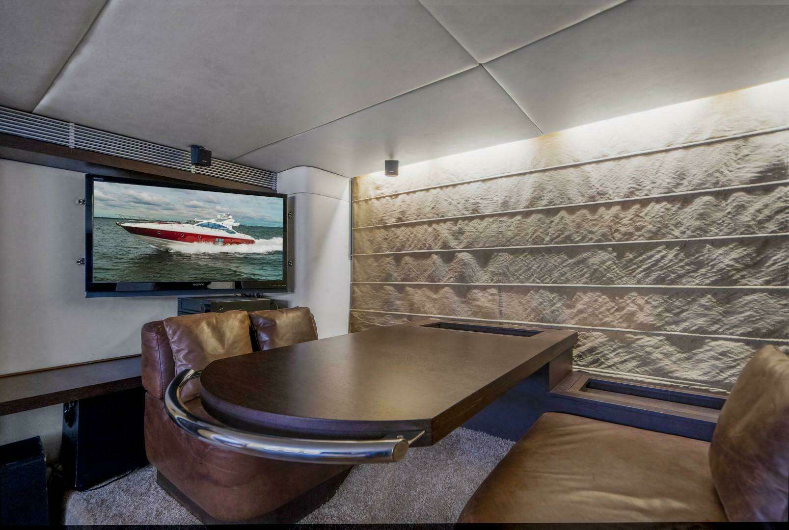 2007 Azimut 68S - Image 40