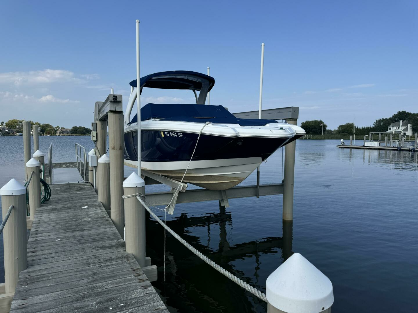 2012 Chaparral 264 Sunesta - Image 2