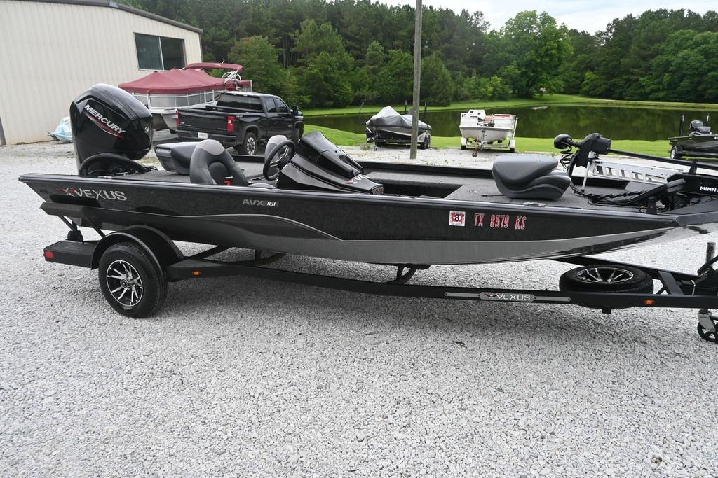 2022 Vexus AVX181