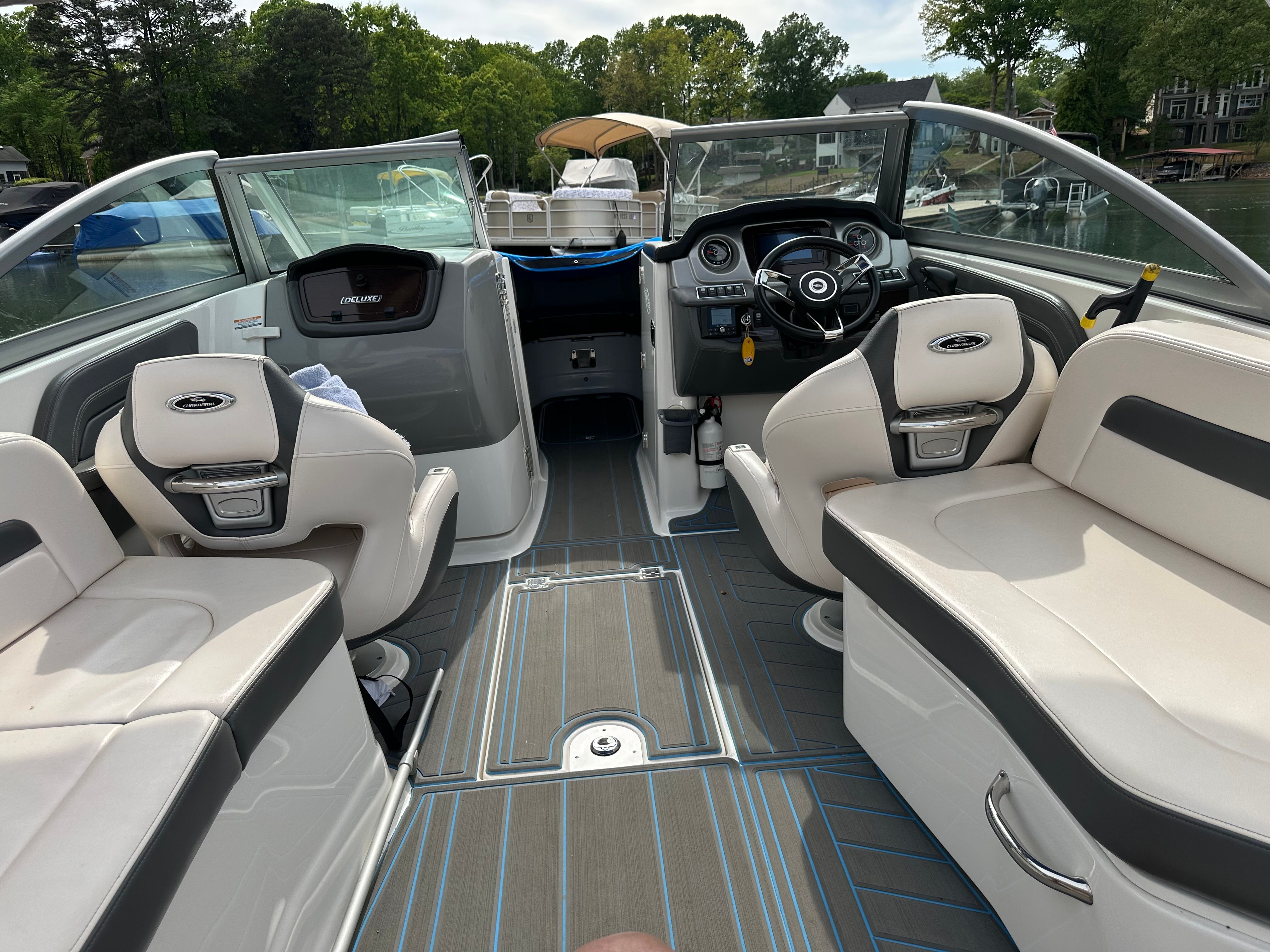 2017 Chaparral 264 Sunesta - 12