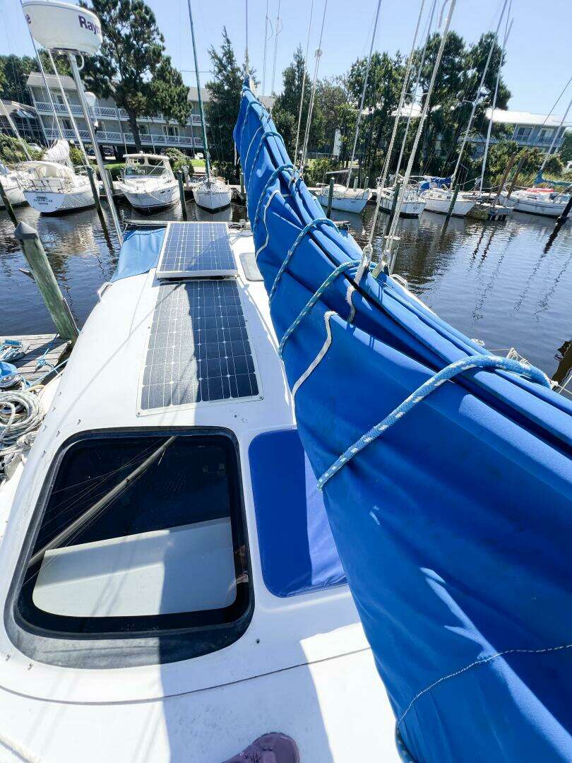 2012 TomCat 9.70 S - Image 52