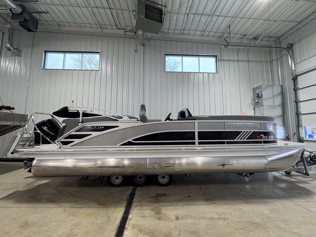 2025 Bennington 24MFB