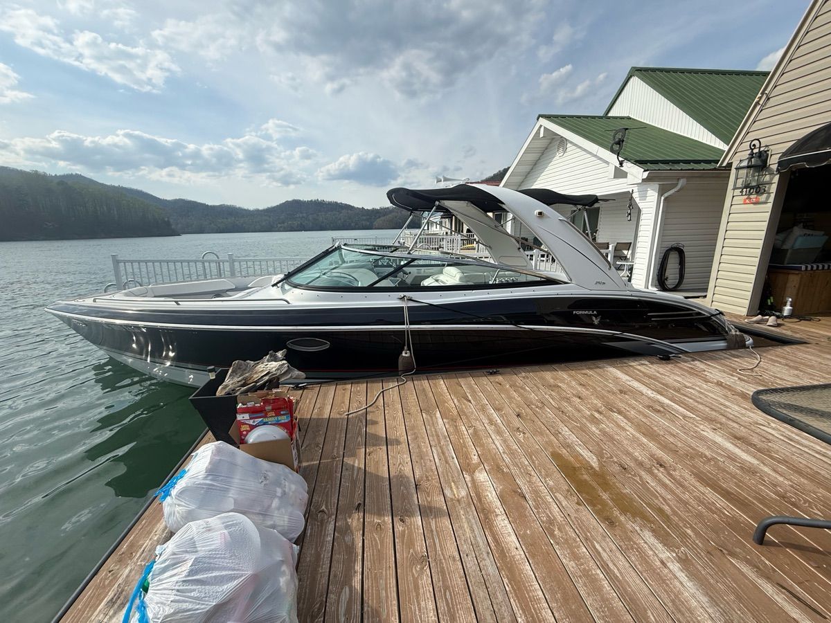 2014 Formula 290 Bowrider - 12