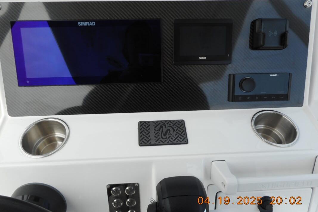 Highfield Sport 760 dashboard with Simrad display, 2025 model.