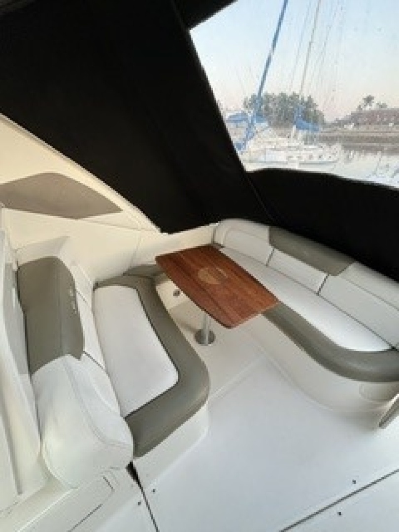 2007 Sea Ray Sundancer - Image 16