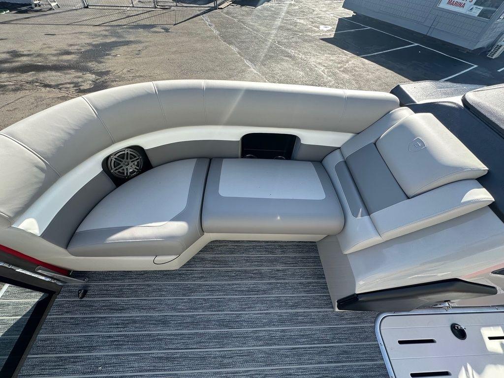 2024 Premier 210 Sunsation RF - 9