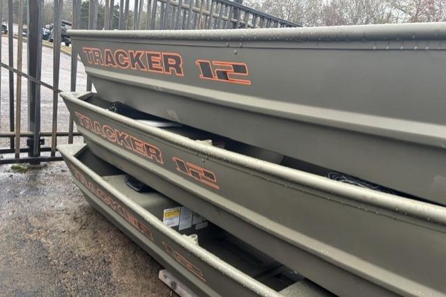 2026 Tracker Grizzly 12 Jon