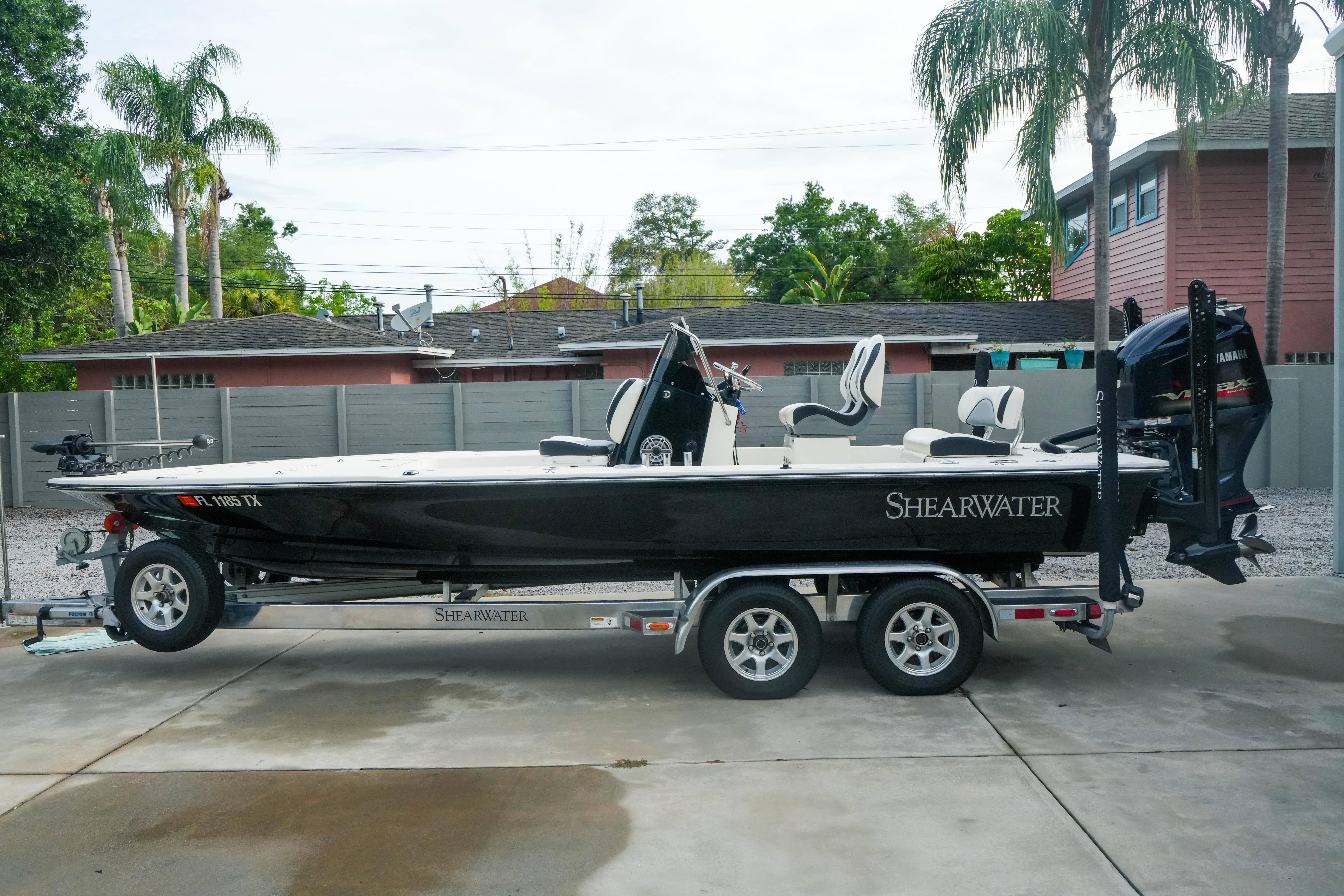 2017 ShearWater x22