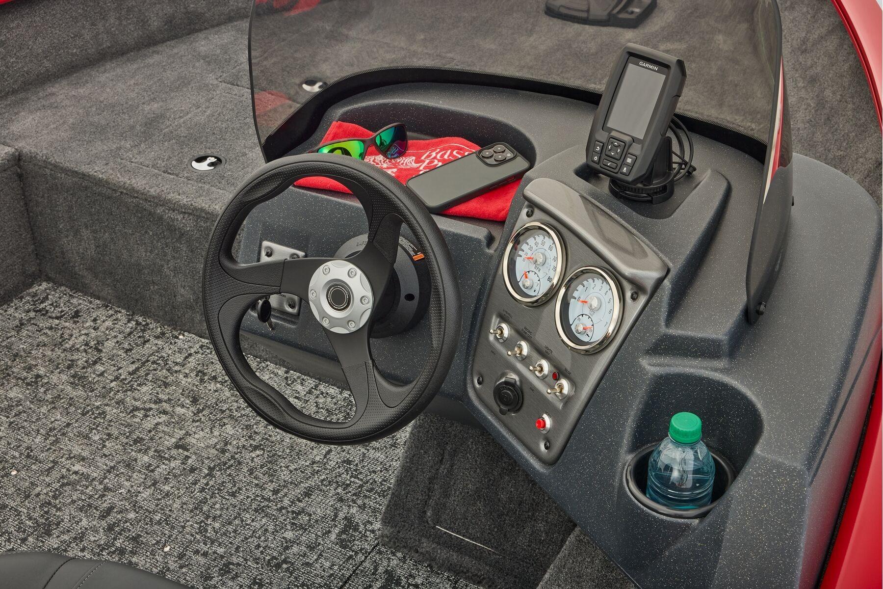 2026 Tracker Pro Guide V-16 SC - 22