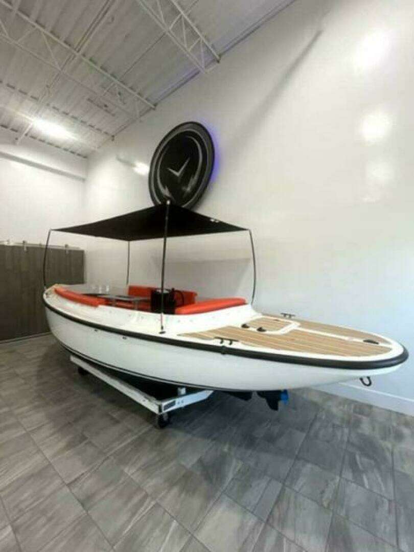 2024 Vision Fantail 217 - Image 6