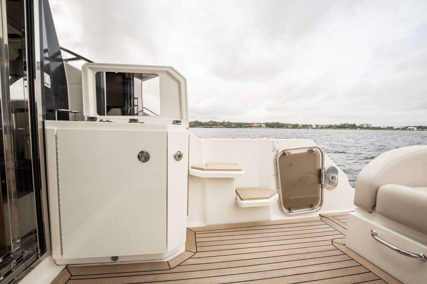 2015 Sea Ray 510 Sundancer - Image 114