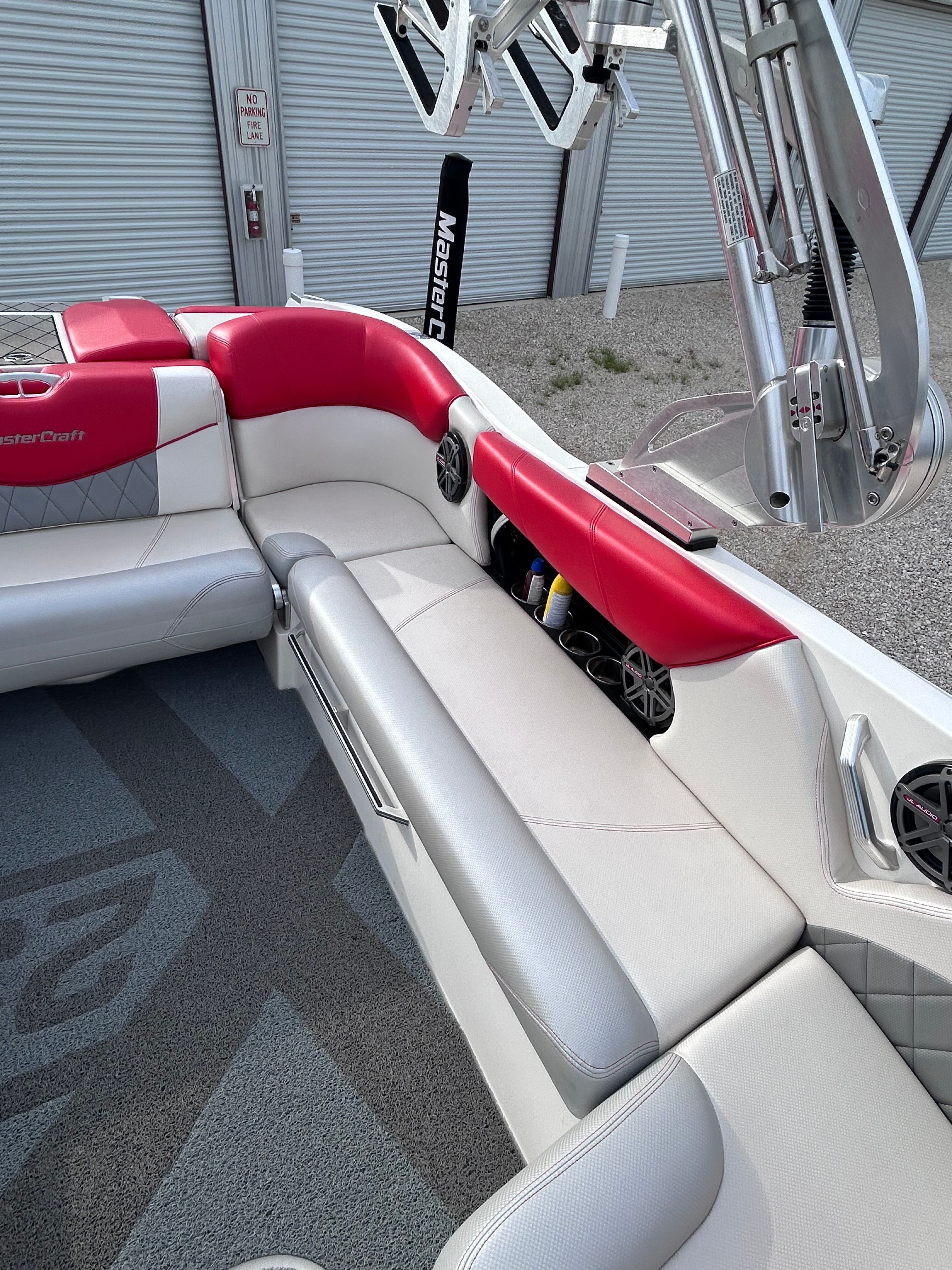 2015 MasterCraft X23 - 8
