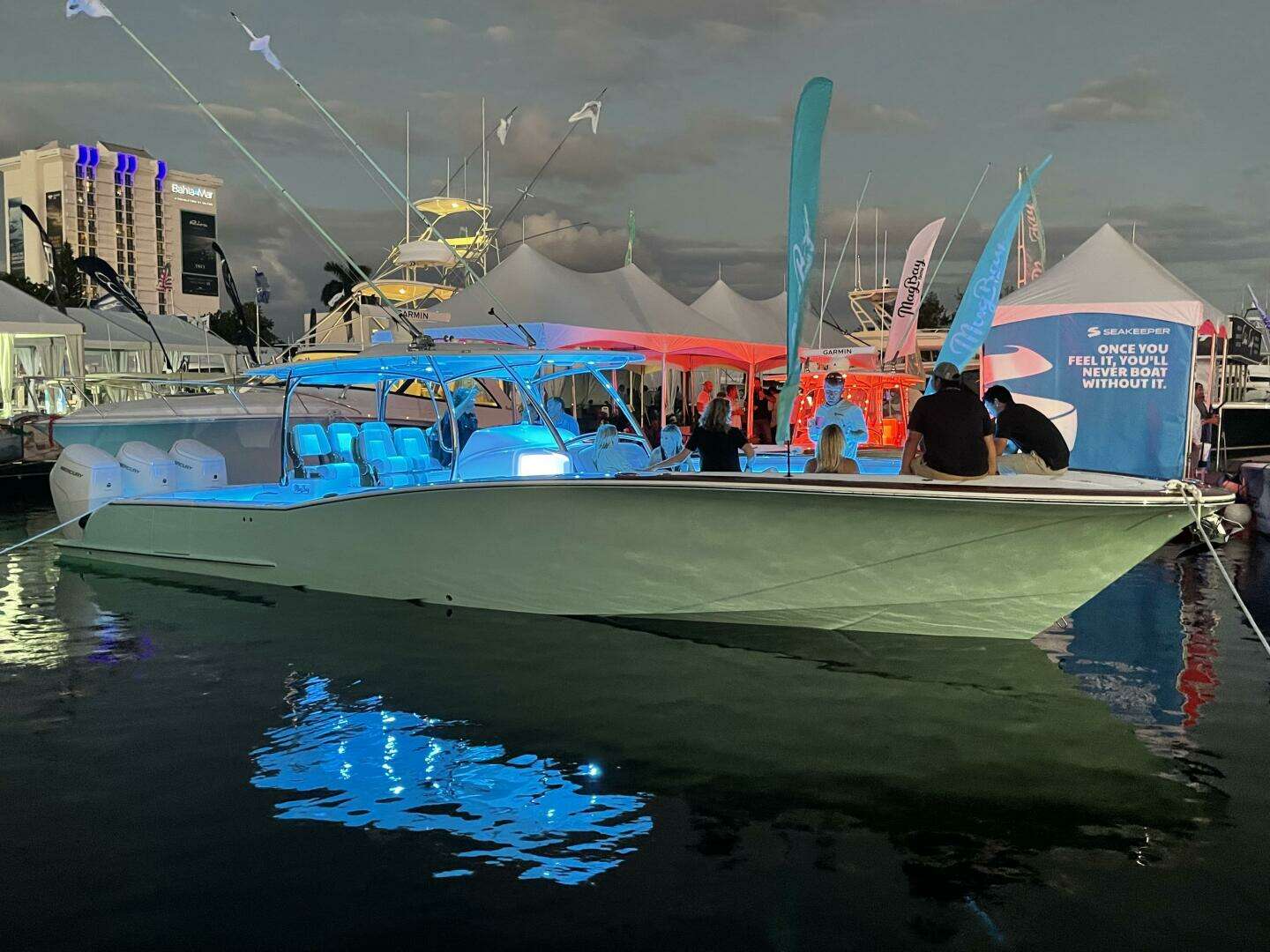 2026 Mag Bay 43 Center Console - Image 117