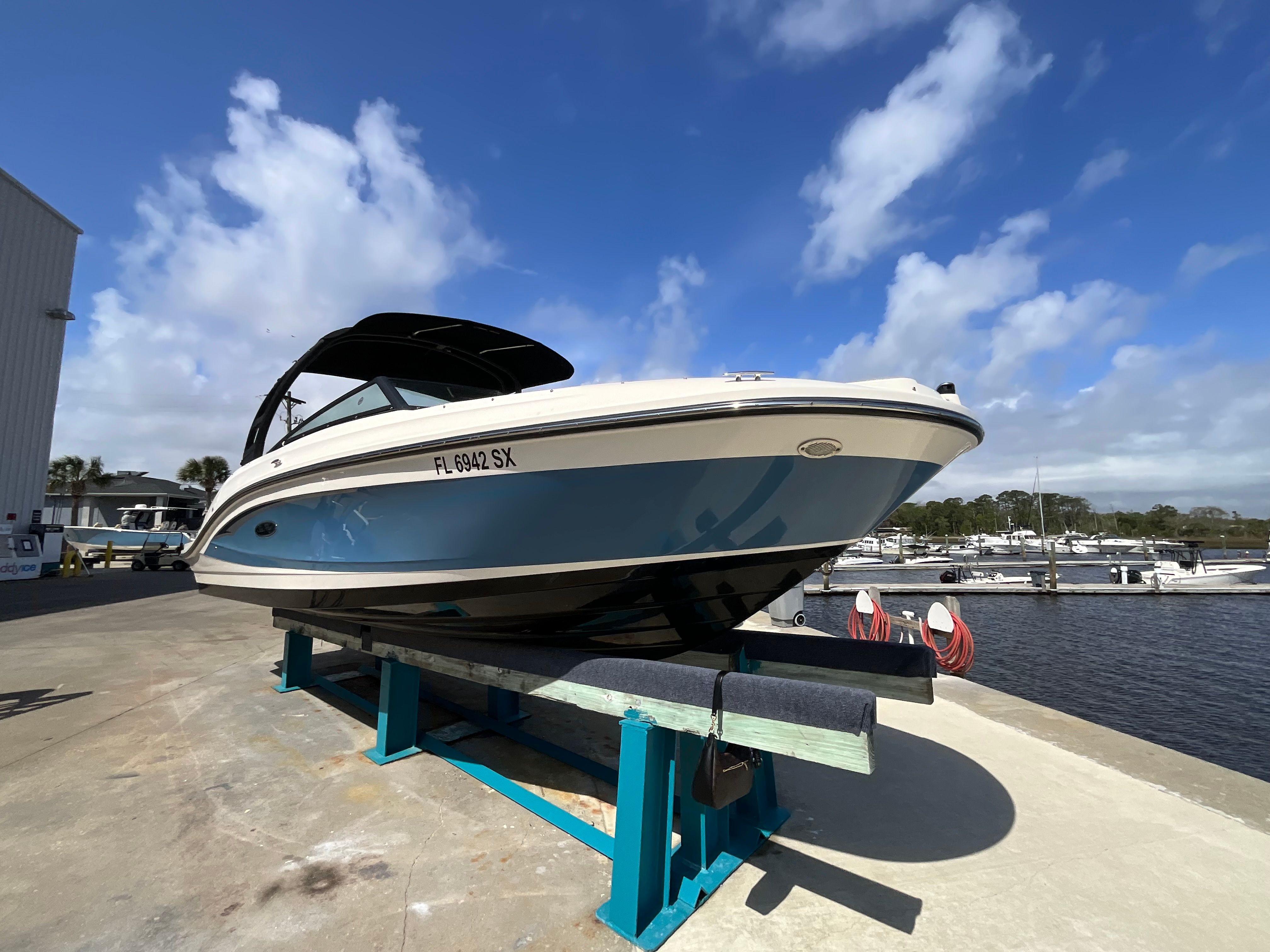 2021 Sea Ray 23 SPX - 2