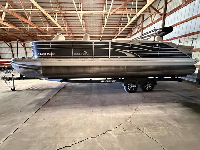 2013 Bennington 2575 RCW I/O