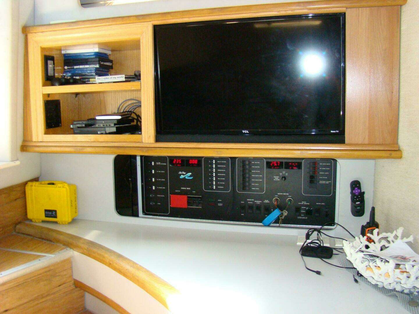 1991 Sea Ray 480 Sundancer - Image 34