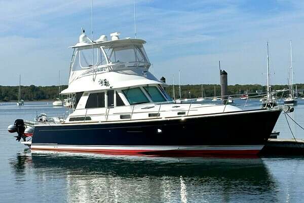 2018 Sabre 48 Flybridge Sedan