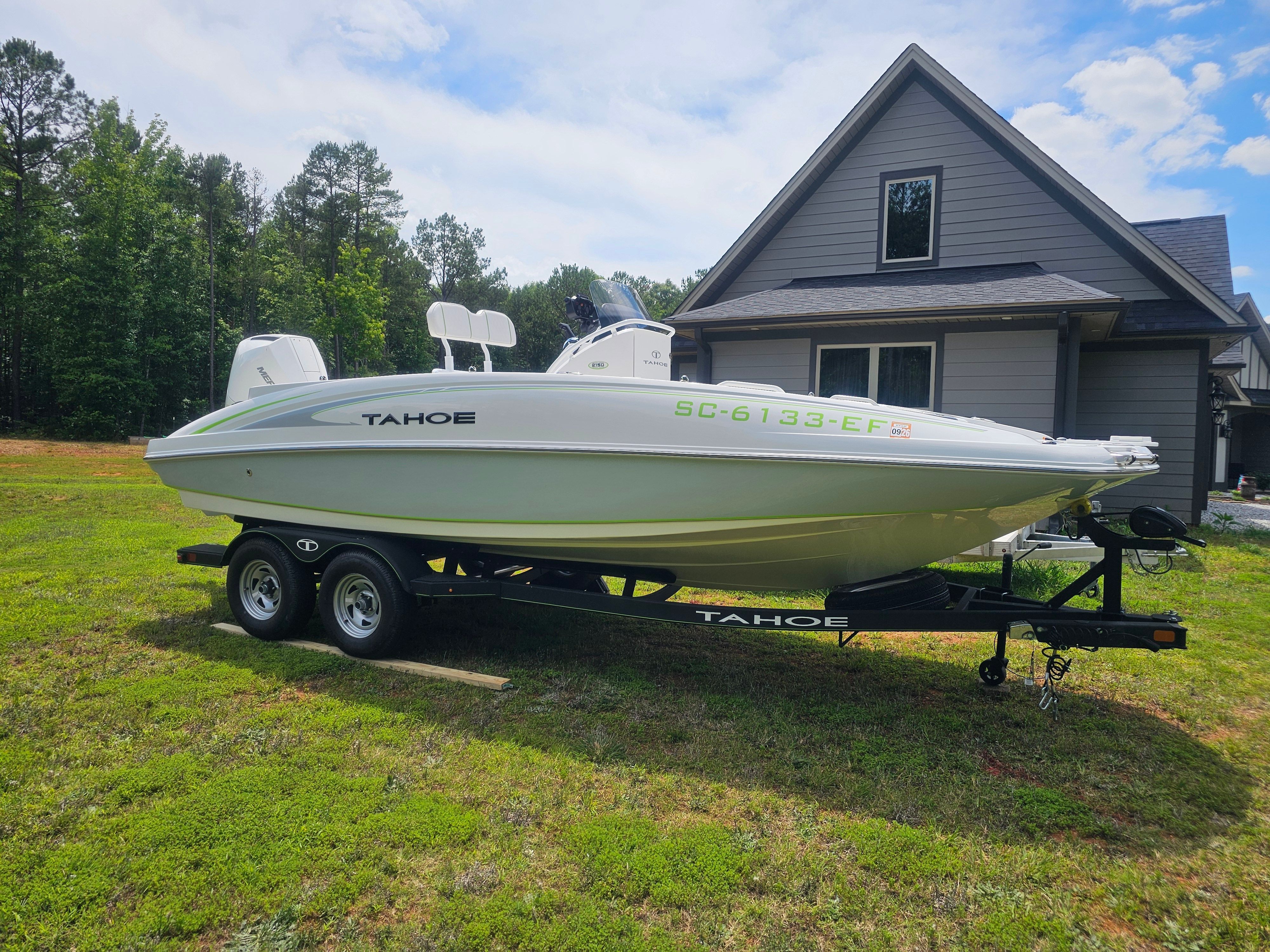 2024 Tahoe 2150 CC - 2