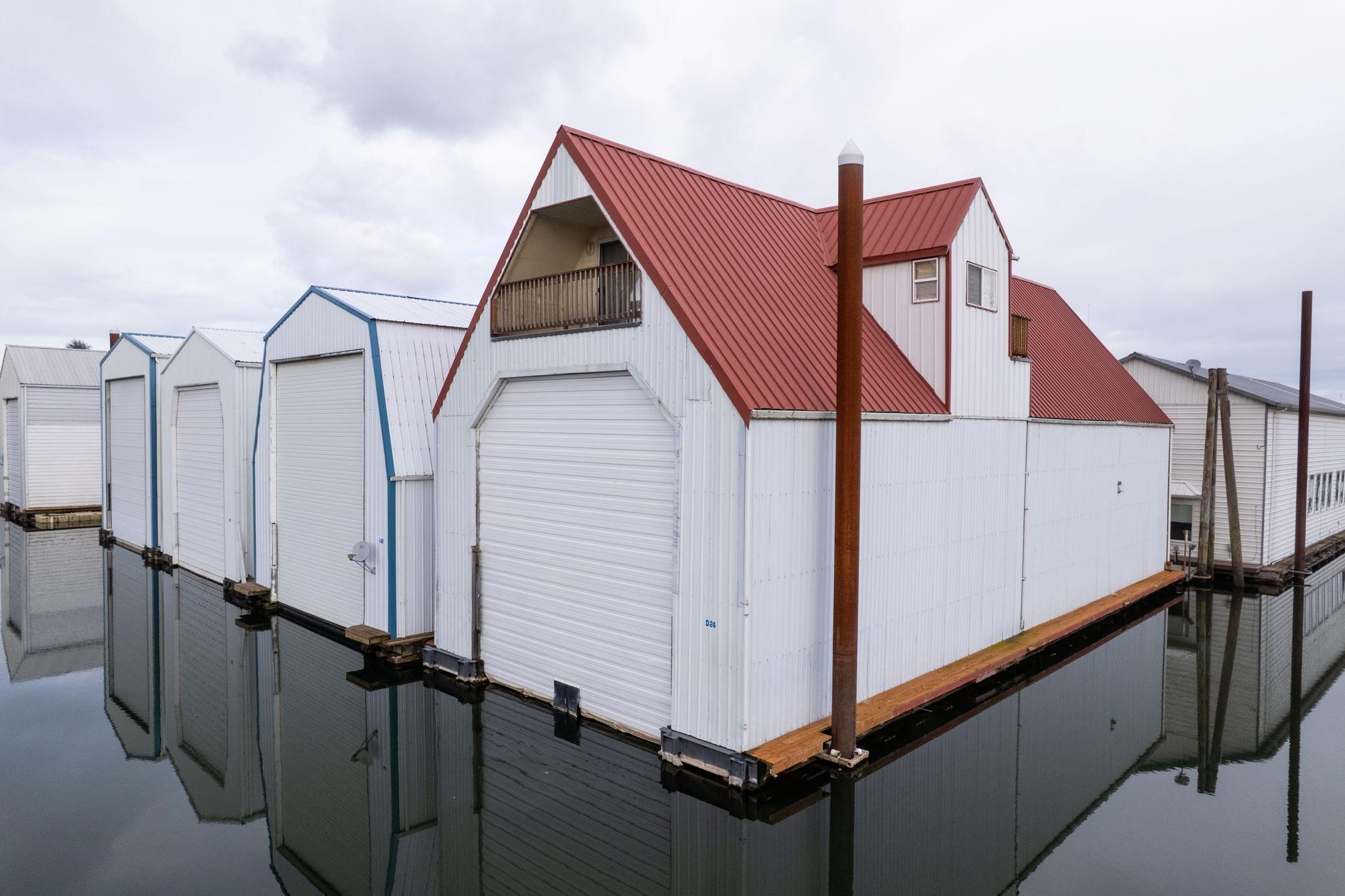 1976 Custom Boathouse