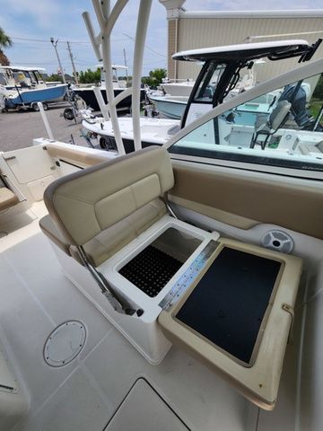 2017 Sailfish 275 DC - 11