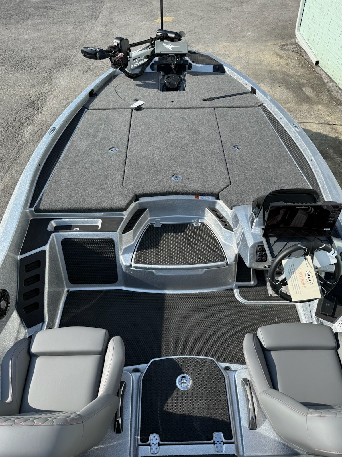 2027 iKon VLX21 - 7