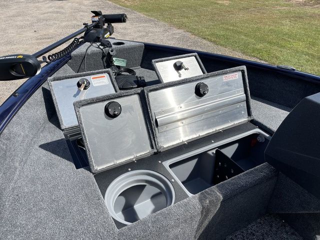 2026 Tracker Pro Guide V-16 SC - 17