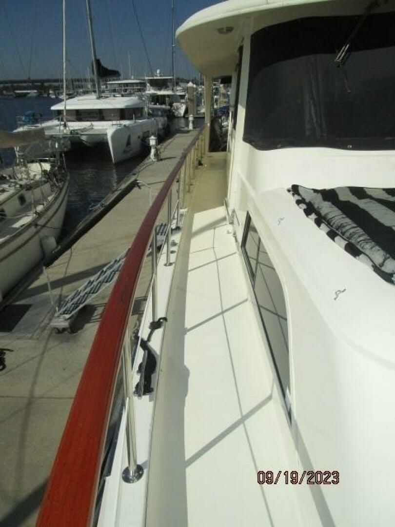 1986 Hatteras 63 CPMY - Image 11