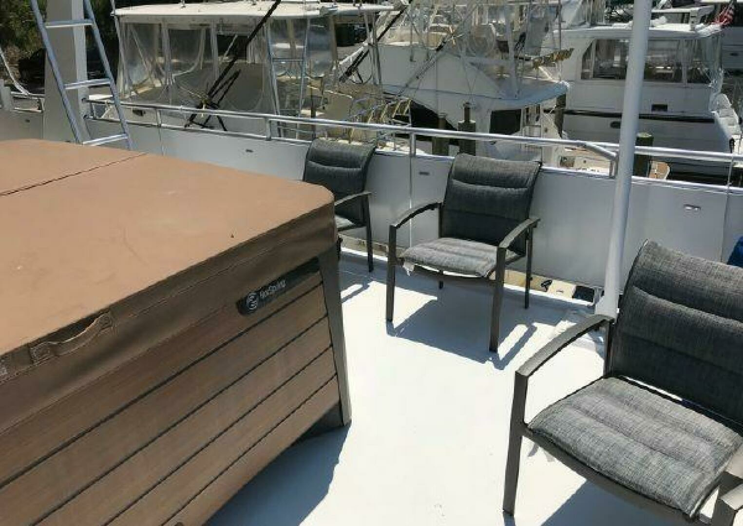 2017 Sumerset Houseboat - Image 9
