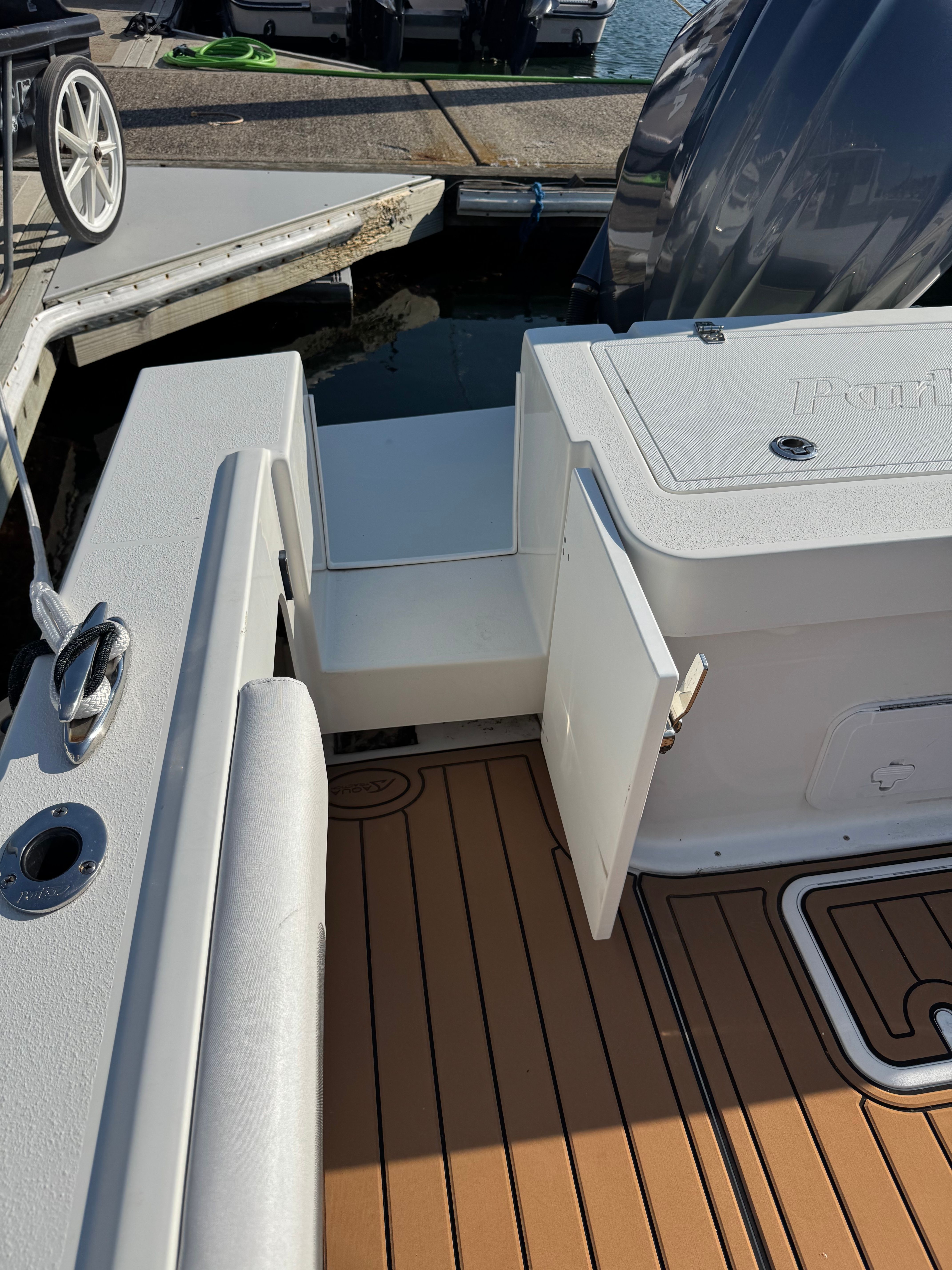 2021 Parker 2320 Sport Cabin - 9
