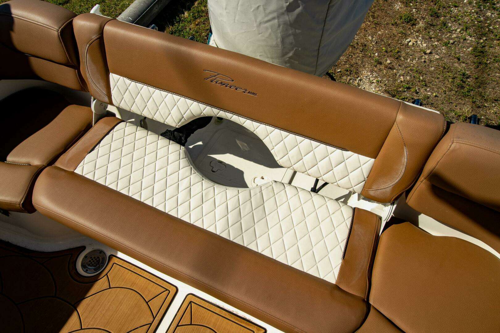 2021 Pioneer — - Image 18