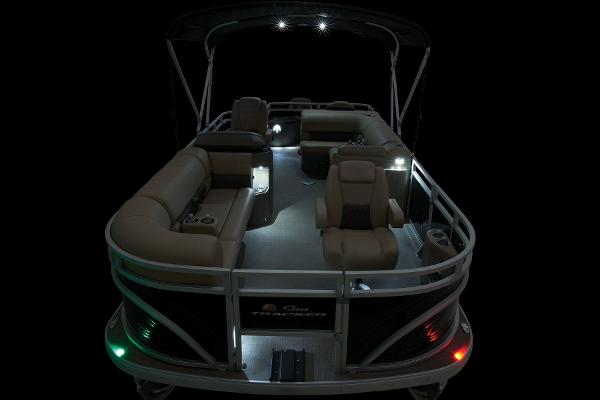 2025 Sun Tracker SportFish 20 DLX - 62