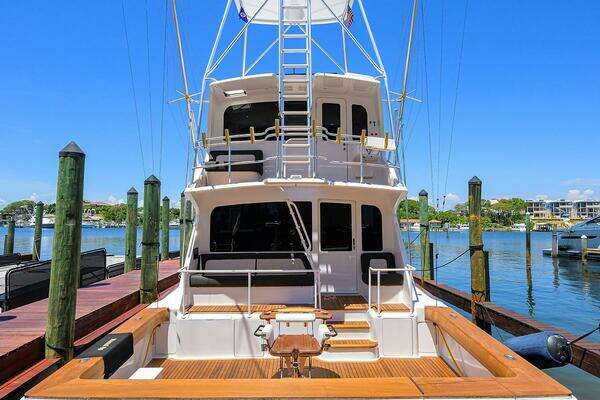 2004 Viking 65 Enclosed Bridge w/Tower