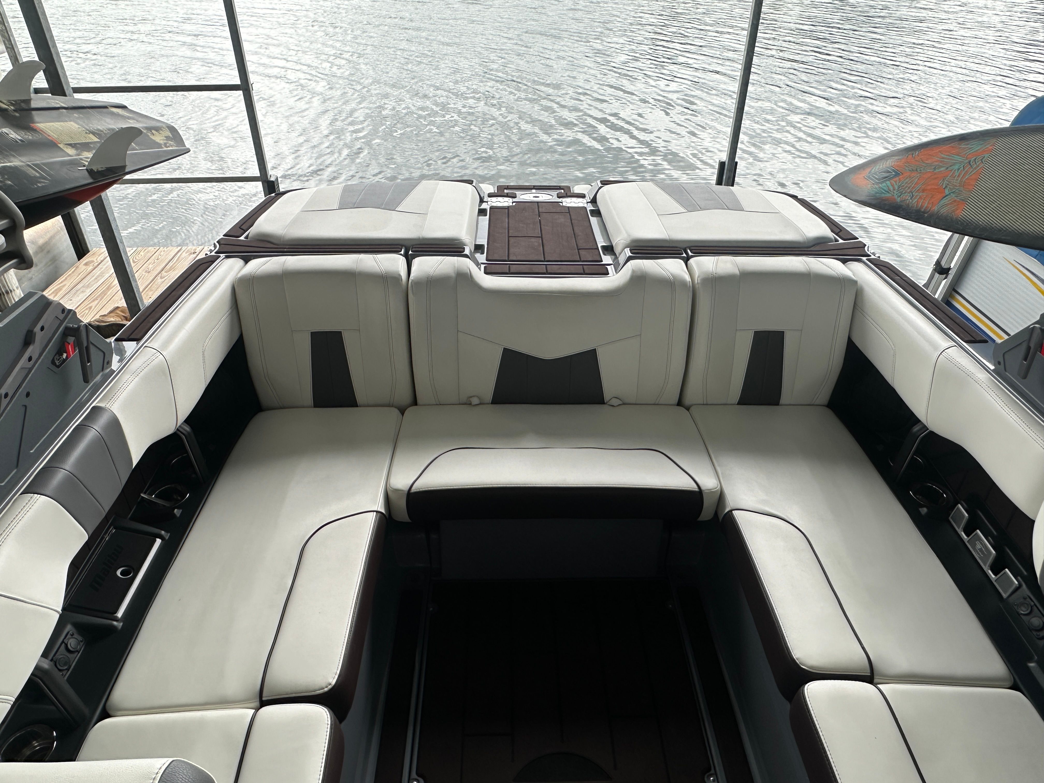 2022 Malibu Wakesetter 23 MXZ - 16