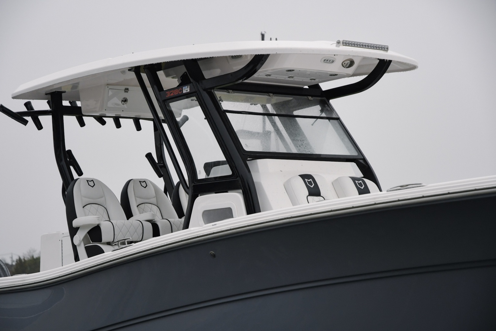 2025 Sea Fox 328 Commander - Image 5