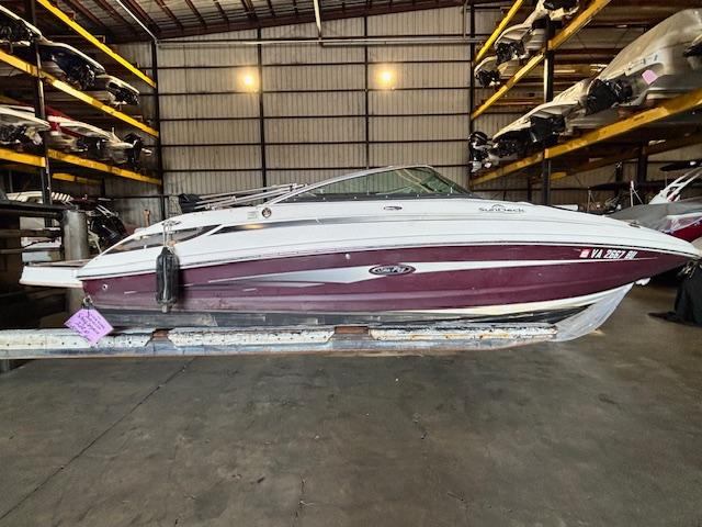 2013 Sea Ray 220 Sundeck