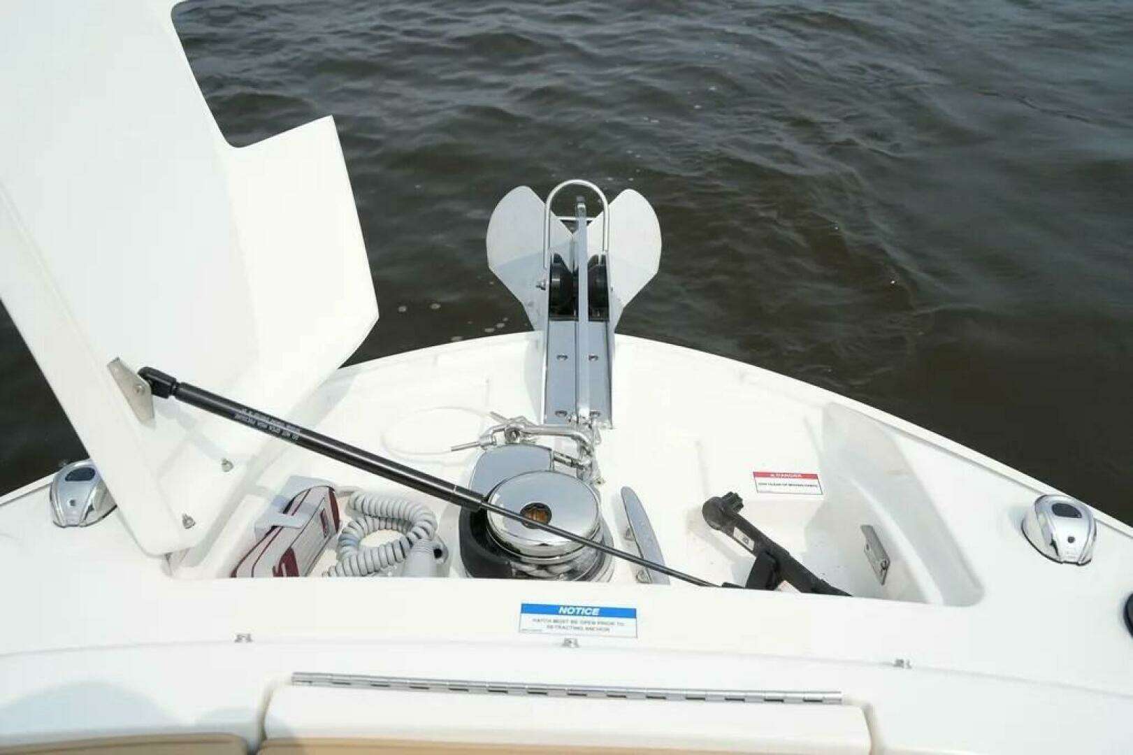 2023 Sea Ray SLX 310 Outboard - Image 26